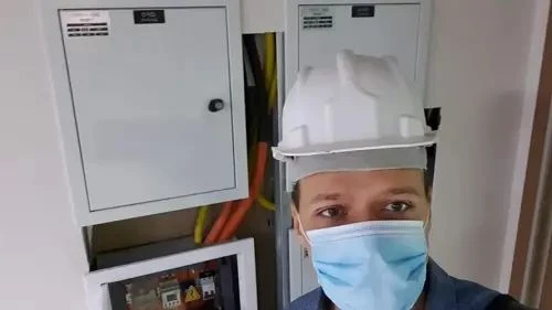 Acrel pilnie pomaga w materiałach do zapobiegania epidemii